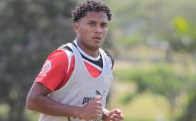 Ever Alvarado podría ser titular ante el Herediano este jueves.