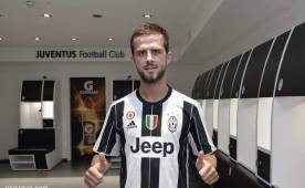 Miralem Pjanic eligió el dorsal 5 que utilizó su ídolo Zinedine Zidane en la Juventus.