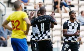 Bryan Beckeles juega en el Boavista con el dorsal 55.