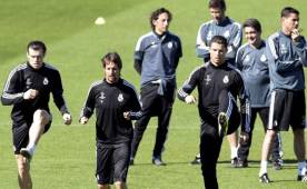 Bale, Coentrao y Cristiano durante el entrenamiento de este lunes.