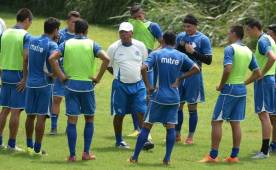 La selección salvadoreña está enfrentada con su Federación por problemas de premios. Foto DIEZ