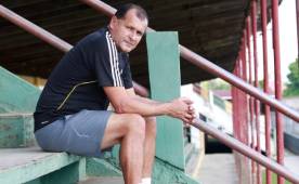 Wilmer Cruz dirige en estos momentos al Atlético Municipal de la Liga de Ascenso, es el principal candidato para dirigir a Platense.