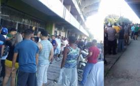 Desde muy temprano los aficionados llegaron al Excélsior con el objetivo de comprar sus entradas.