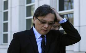 Eduardo Li previo a una audiencia ante la justicia en la ciudad de Nueva York en 2016.