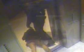 Ray Rice, jugador de los Cuervos de Baltimore, fue captado en un video mientras golpeaba a su novia en febrero pasado