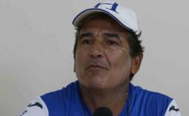 El entrenador de la Selección de Honduras, Jorge Luis Pinto, no está de acuerdo con que hayan nombrado al mismo juez que le afectó en el juego contra Canadá.