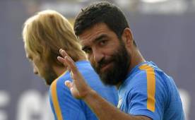 Arda Turán seguirá sin ver actividad con el Barcelona por lo menos hasta enero.