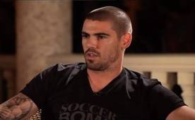 'Estoy deseando comenzar, empezando por el primer partido frente al Stoke City', dijo Valdés.