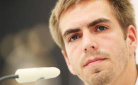 Gran decepción para Philipp Lahm, el capitán ha sufrido una fractura de tobillo, necesita una operación y estará de baja unos tres meses.