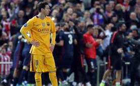 Lío se quedó con los brazos en jarra al ver cómo Atlético celebraba.