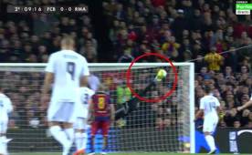 Así fue la enorme atajda de Keylor Navas ante el disparo de Lionel Messi.