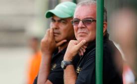 El técnico del Platense asegura que tras salvar la categoría, algunas cosas cambiaron al interior del grupo y el lunes definirá si sigue al mando. Foto DIEZ