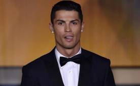 El atacante del Real Madrid y capitán de la selección lusa se hizo con el galardón a 'mejor jugador del siglo'.