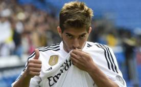 Lucas Silva se vistió de blanco y besó el escudo del Real Madrid.
