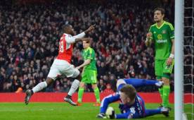 Joel Campbell consiguió el gol del empate al empujar al fondo de la red un buen pase de Theo Walcott desde la izquierda.