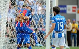 Pope Francis wipes his nose during the Ash Wednesday mass which opens Lent, the forty-day period of abstinence and deprivation for Christians before Holy Week and Easter, on February 26, 2020, at the Santa Sabina church in Rome. - Pope Francis postponed his official appointments on February 28 and was working from home, the Vatican said, a day after cancelling a scheduled appearance at mass because of 'a mild ailment'. Francis, 83, had appeared earlier in the week to be suffering from a cold. He was seen blowing his nose and coughing during the Ash Wednesday service, and his voice sounded hoarse. (Photo by Alberto PIZZOLI / AFP)