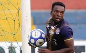 Pery Martínez marcó seis goles con el FAS, pero no fue renovado y ya tiene acuerdo con el Platense de Puerto Cortés. Foto elgrafico.com