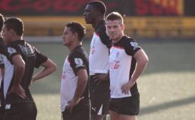 Mario Leguizamón y Javier Estupiñán le entraron con todo al entrenamiento.