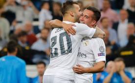Lucas Vazquez con Jesé celebrando la clasificación a la final de Champions.