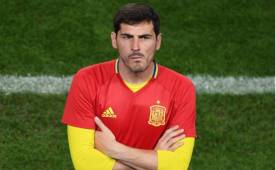 Iker Casillas se podría marchar de la selección de España en medio de la polémica con Vicente del Bosque.