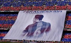 Este mensaje se miraba en la pancarta en honor a la despedida de Xavi Hernández.