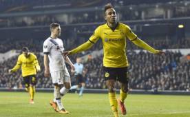 El Dortmund no fue a Londres a especular y salió con todo y selló su boleto a la siguiente ronda.