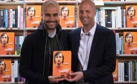 'Creía que sabía sobre fútbol, pero en cuanto conocí a Johan se me abrió un nuevo mundo', dijo Guardiola.