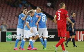 Callejón y Mertens fueron las figuras del partido al marcar dobletes.