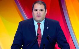 Victor Montagliani superó por nueve votos a su rival Larry Mussenden de Bermudas, el canadiense recibió el apoyo de Honduras. Foto AFP