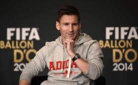 Messi durante la conferencia de prensa hoy, previo a la entrega del Balón de Oro en Suiza.