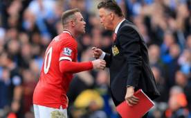 Rooney salió así al paso a las informaciones que esta semana aventuraban el cese del preparador holandés.