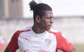 Costly busca hacer su debut con el Olimpia el domingo ante Motagua.