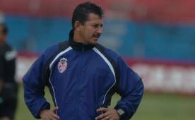 Reyes también lamentó el mal estado de la cancha.