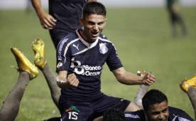 Owen Morales ha recibido una dura noticia, su padre falleció en Estados Unidos.