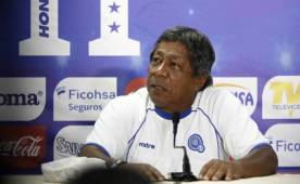 Ramón Maradiaga asegura confiar en el trabajo de sus jugadores y espera llevarse un triunfo ante Honduras este martes. Foto Delmer Martínez