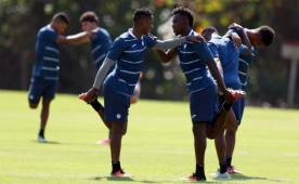 Jorge Luis Pinto no descansa y comenzó desde muy temprano a preparar el duelo ante Portugal.