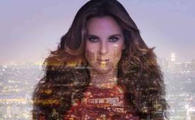 En 2010, la actriz mexicana Kate del Castillo decidió establecerse en Estados Unidos para continuar con su carrera en televisión y cine, razón por la que decidió comprar una casa en uno de los barrios exclusivos de Los Ángeles, en donde se encuentra la meca del cine estadounidense: Hollywood.