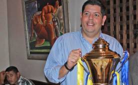 Julio Gutiérrez (hijo) sumó su primera copa como presidente del Motagua.