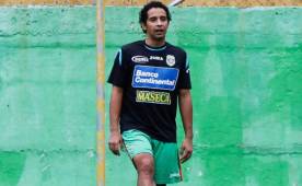 Miguel Castillo cuando era jugador del Marathón de Honduras.