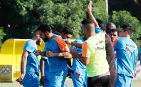 Real España se arma de buena forma para competir y olvidar el último lugar del torneo Clausua. Fotos DIEZ.