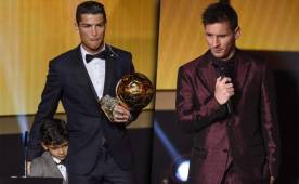 Messi admitió que Cristiano Ronaldo tiene 'merecido' el Balón de Oro por lo que hizo en el 2014. Foto AFP