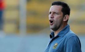 Javier Delgado dice que no es un técnico defensivo y que el Real España está construido para ir siempre al ataque. Foto Delmer Martínez