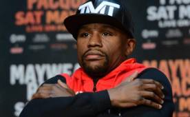Mayweather está pensando en qué invertir sus millones conseguidos con el boxeo.