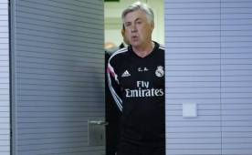 El técnico de Real Madrid, Carlo Ancelotti luce aparentemente tranquilo ante malos resultados.