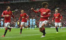 Manchester United dio un golpe de autoridad en la Liga Premier.