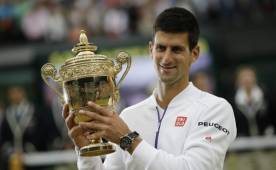 Djokovic solo dejó ir un set en esta final disputada ante Roger Federer.