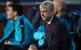 Arsene Wenger prefiere enfocarse en la Premier League luego de la dolorosa derrota en España.
