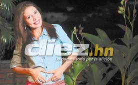 Iroshka Elvir, esposa de Salvador Nasralla, muestra la panza y su felicidad al saber que tiene un retraso que podría significar que espera un hijo de Salvador Nasralla.