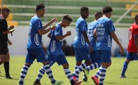 Jugadores de la sub-23 de Honduras festejan el primer gol anotado por Michael Chirinos.