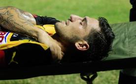 Luciano Ursino no terminó el encuentro del sábado por la lesión que sufrió.